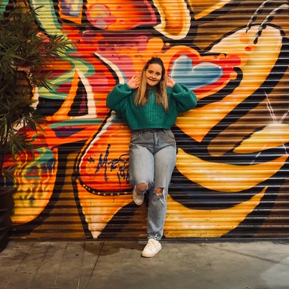 Meet your Posher, Madalynn